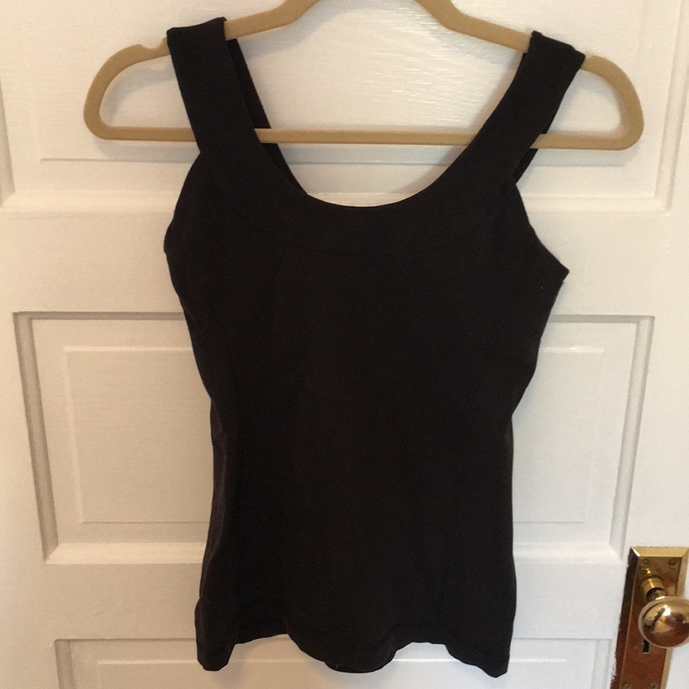 Lululemon Black tank